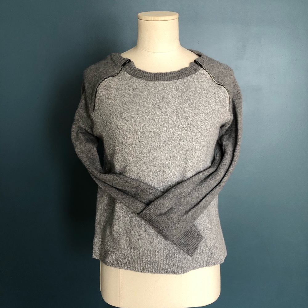 Banana Republic Italian Yarn Sweater